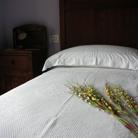 Bed and Breakfast Poggio Dei Prugnoli Tavoleto Номер фото