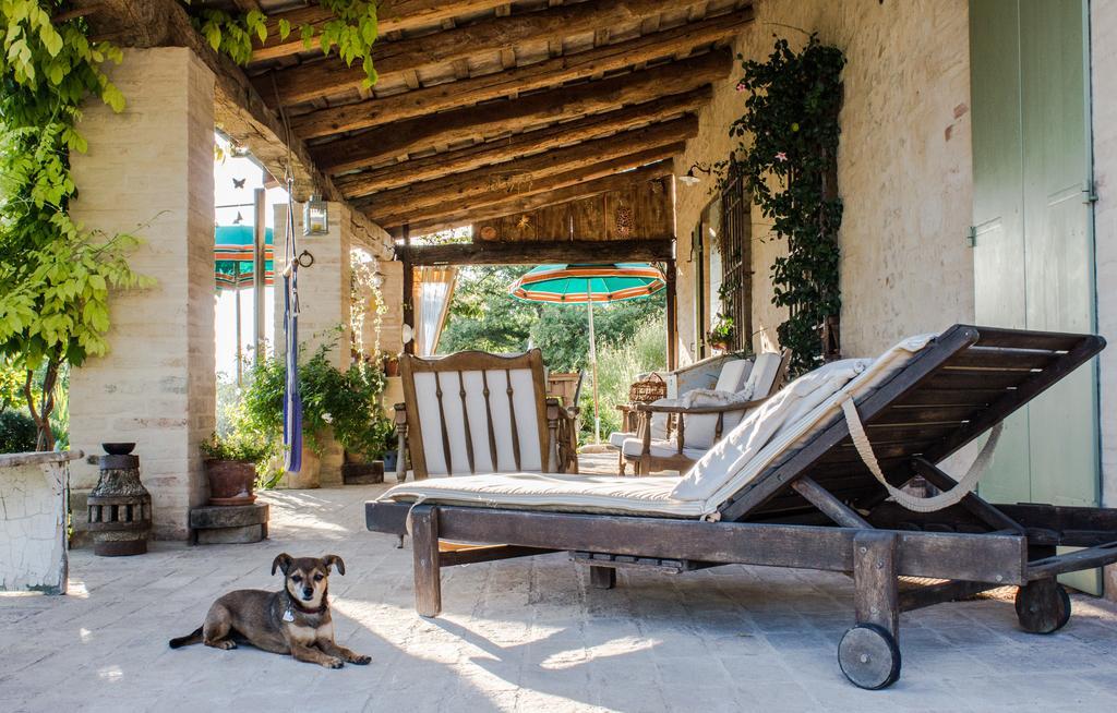 Bed and Breakfast Poggio Dei Prugnoli Tavoleto Екстер'єр фото