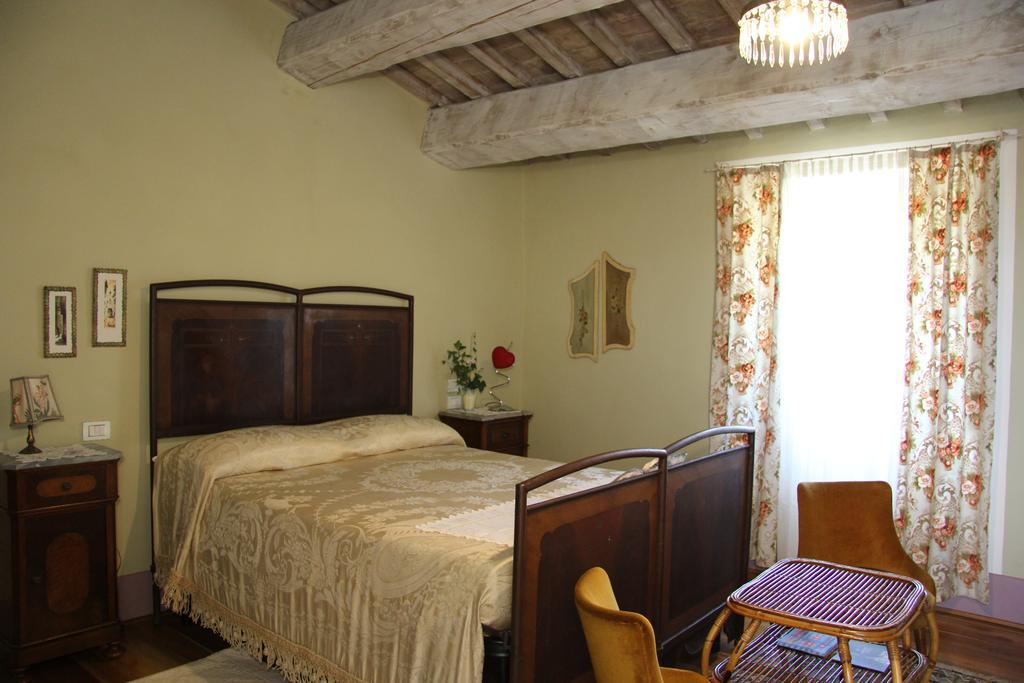 Bed and Breakfast Poggio Dei Prugnoli Tavoleto Екстер'єр фото